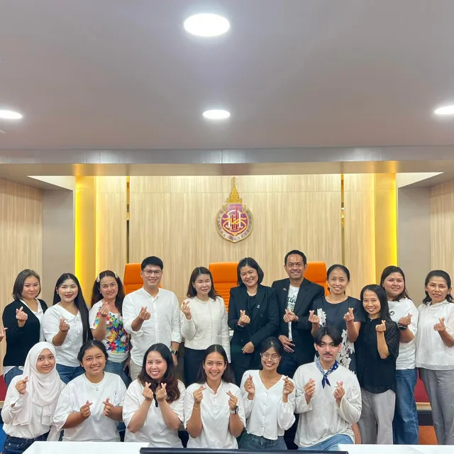 ทีมงานและบุคลากรสำนักวิชาการจัดการ